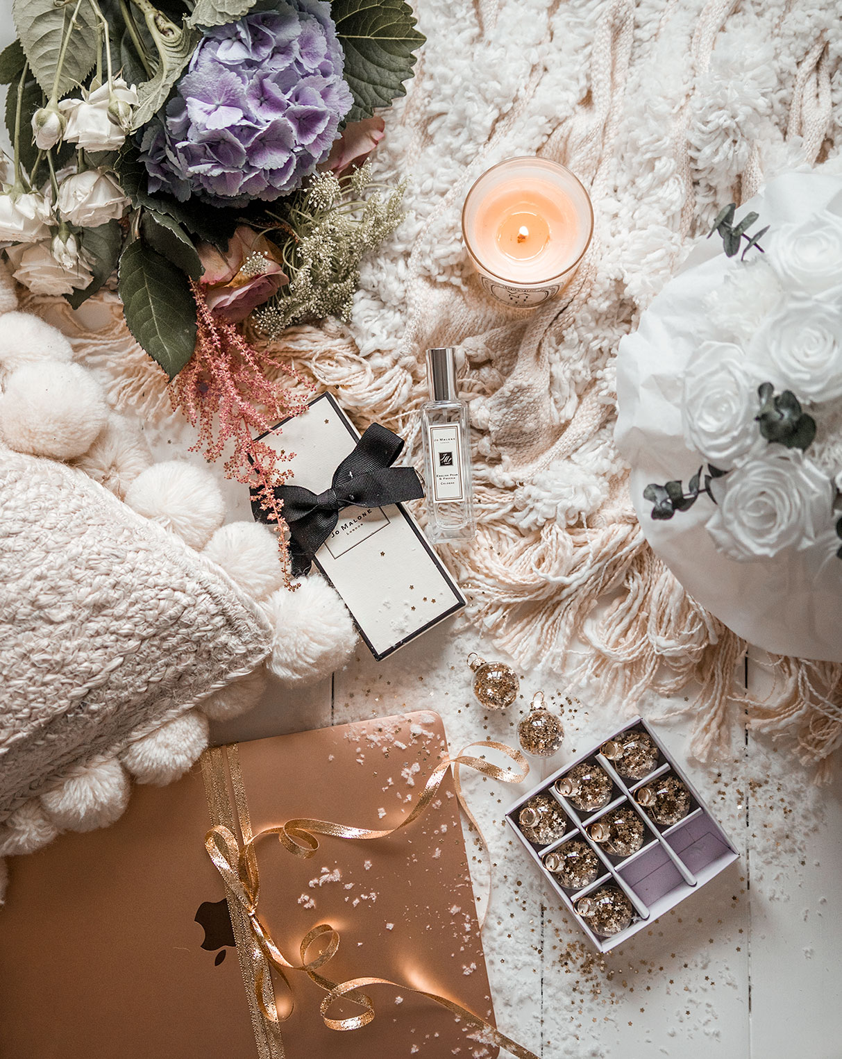 Gift Guide: Luxury.