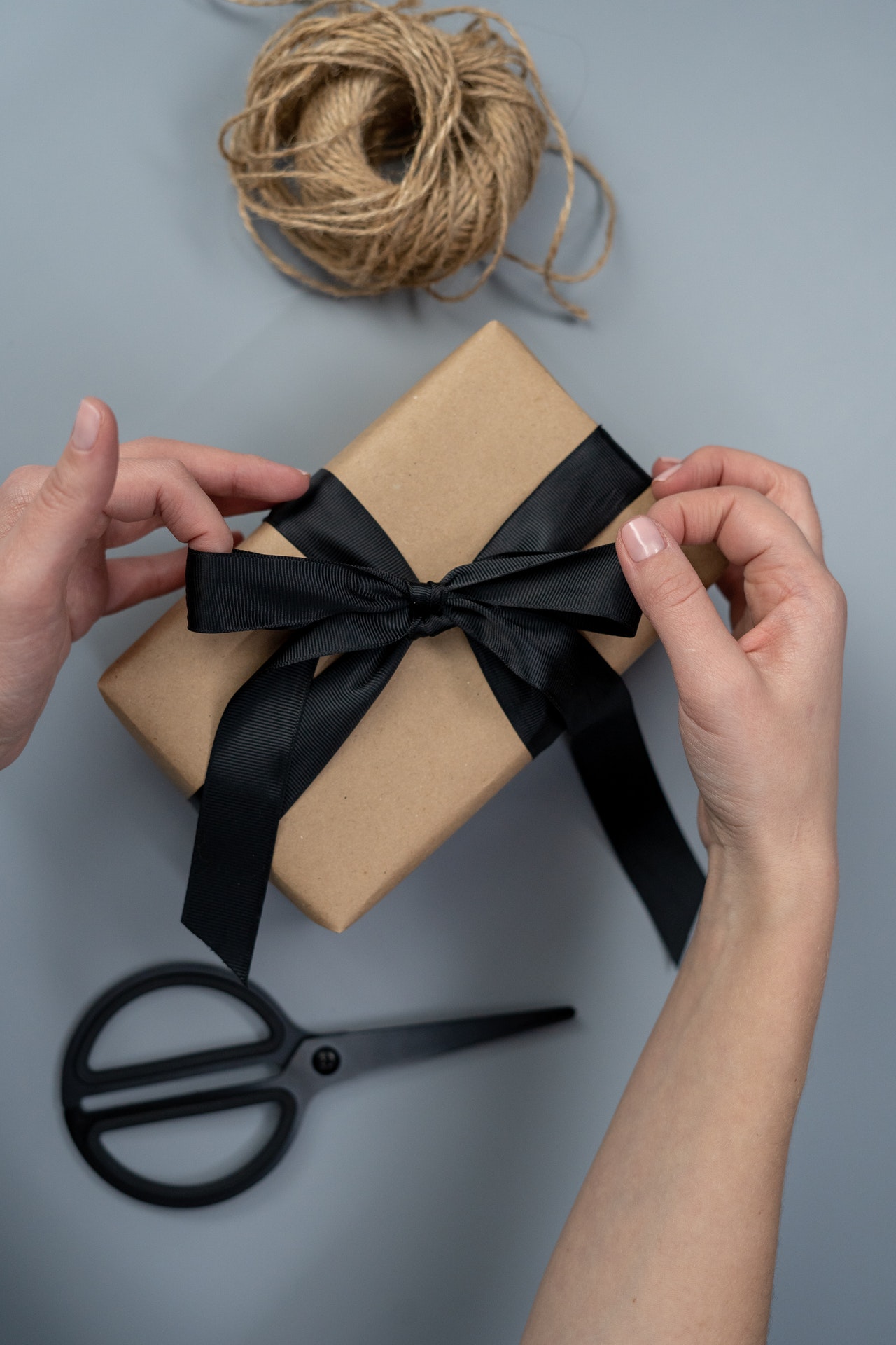 What Are Some Good Gag Gift Ideas?