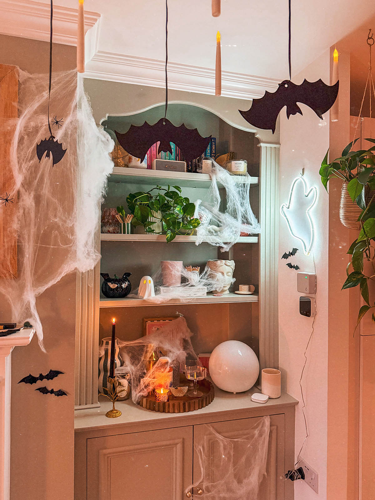 house decorated with halloween decorations