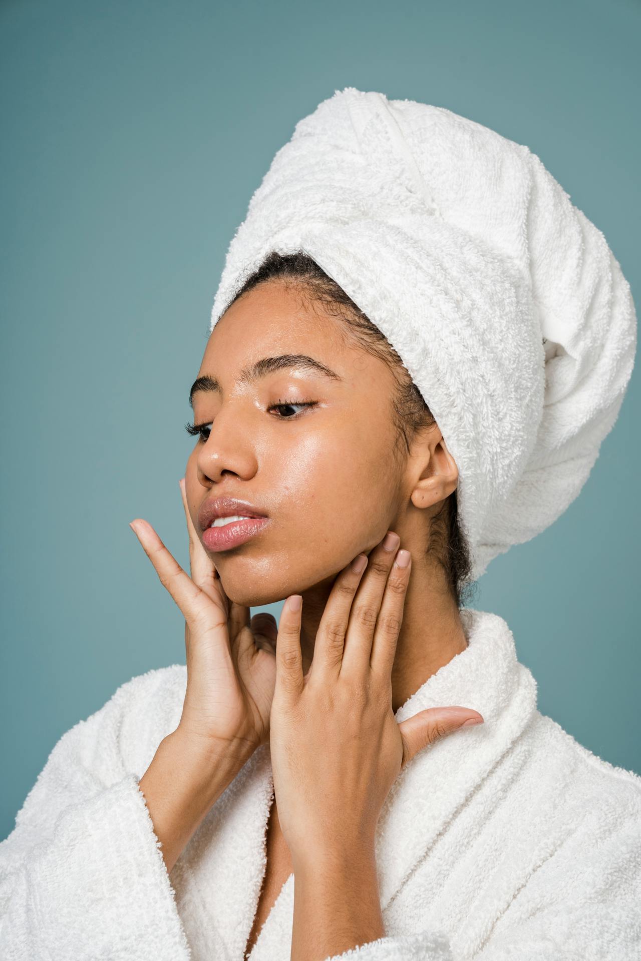Anti-Ageing Tips to Stay Youthful With Dr Natalie from Light Touch Clinic.