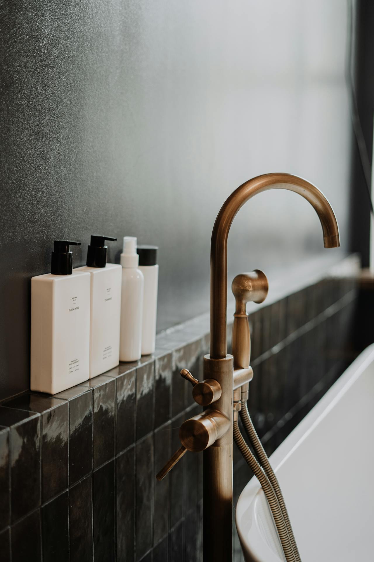 Choosing the Right Tiles for a Modern Bathroom Makeover.