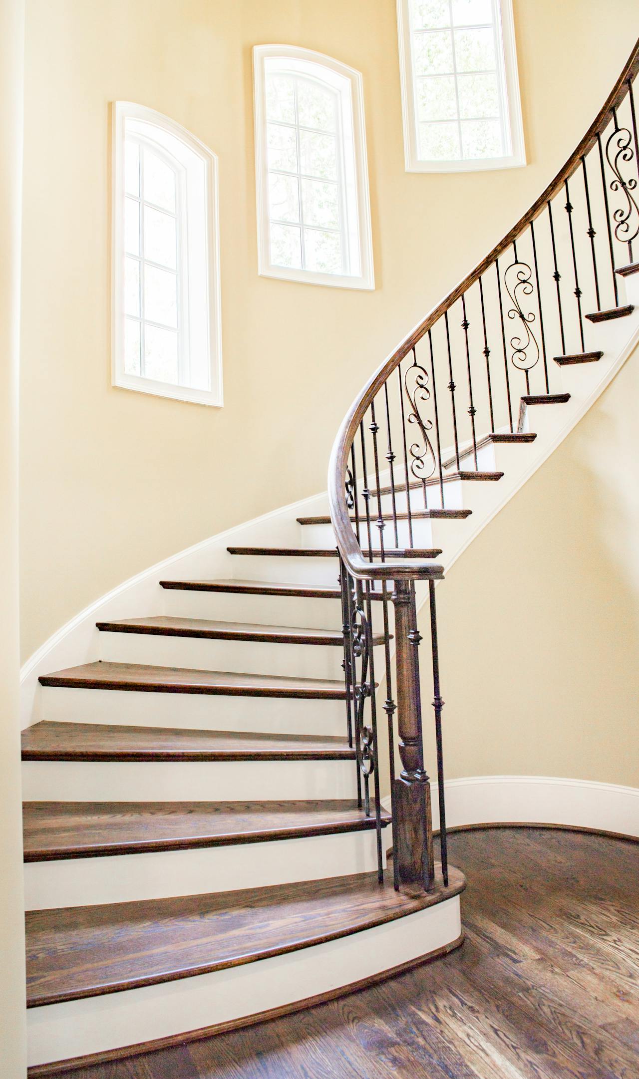 5 Creative Tips to Transform Your Home’s Interior and Exterior.