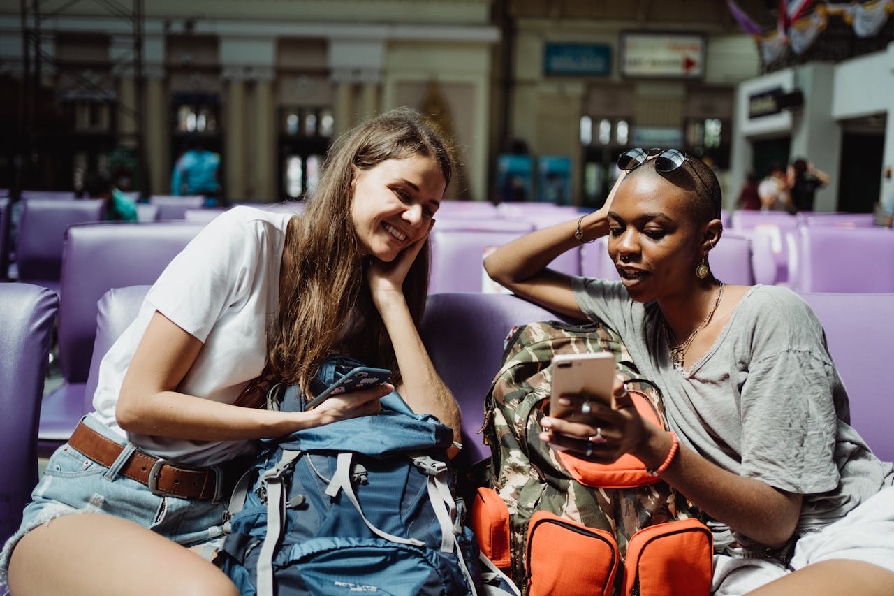 How To Beat Airport Boredom.