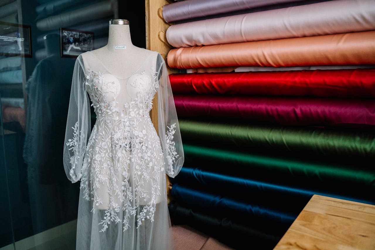 From Screen To Seam: How To Buy The Right Fabric Online.