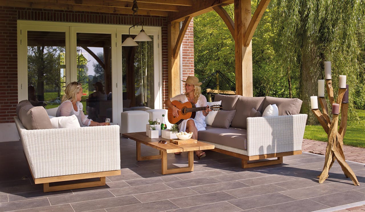 Why it’s Worth Investing in Quality Outdoor Furniture.