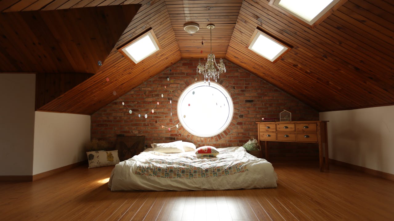 5 Good Tips To Make Your Room Look Bigger.
