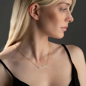 Gift Guide: A Personalised Necklace for Her – What To Buy & Why.
