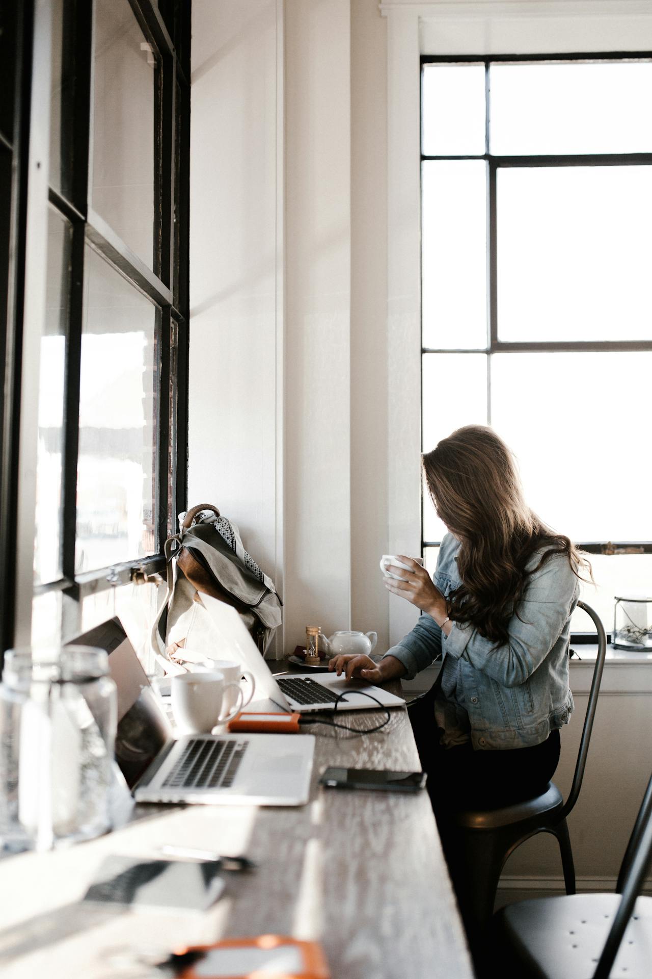 Freelancer Payment Solution: Tools You Need To Manage Your Earnings.