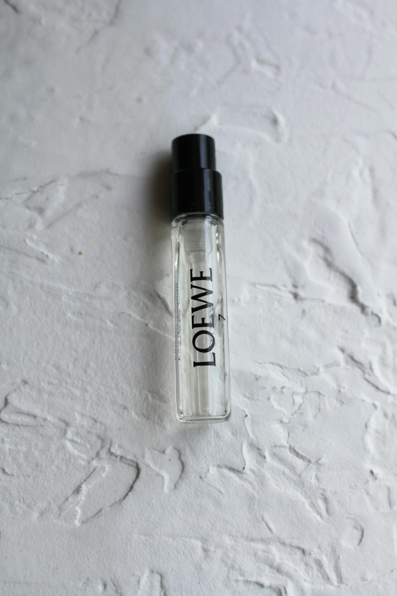 The Beauty of Miniature: How Perfume Samples Elevate Your Collection.